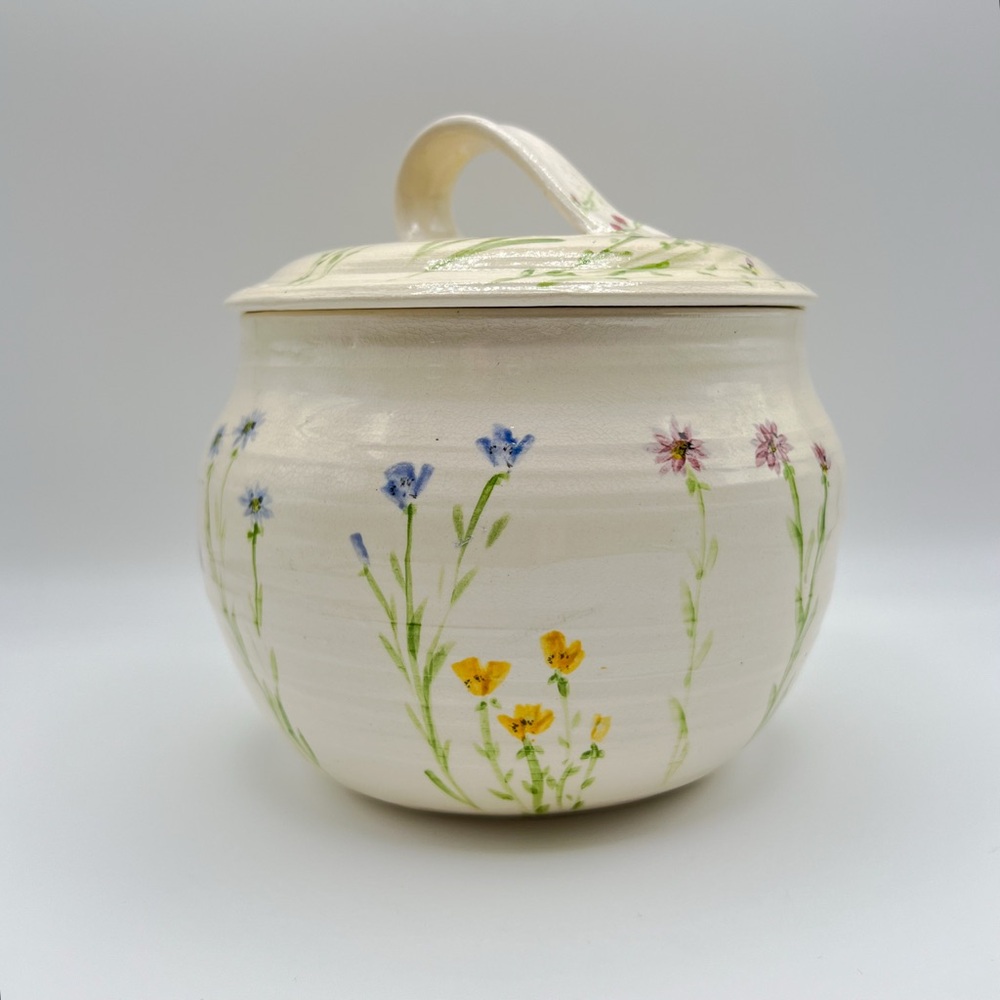 Vintage Studio Art Pottery 2Pc Wildflower Jar with Lid 6.5" Signed, Farmhouse